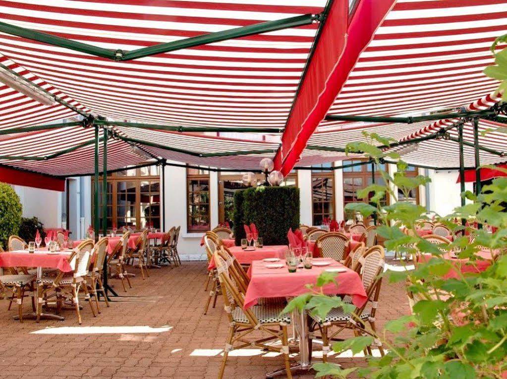 Logis Hotel Saint-Hubert Cour-Cheverny Exteriör bild